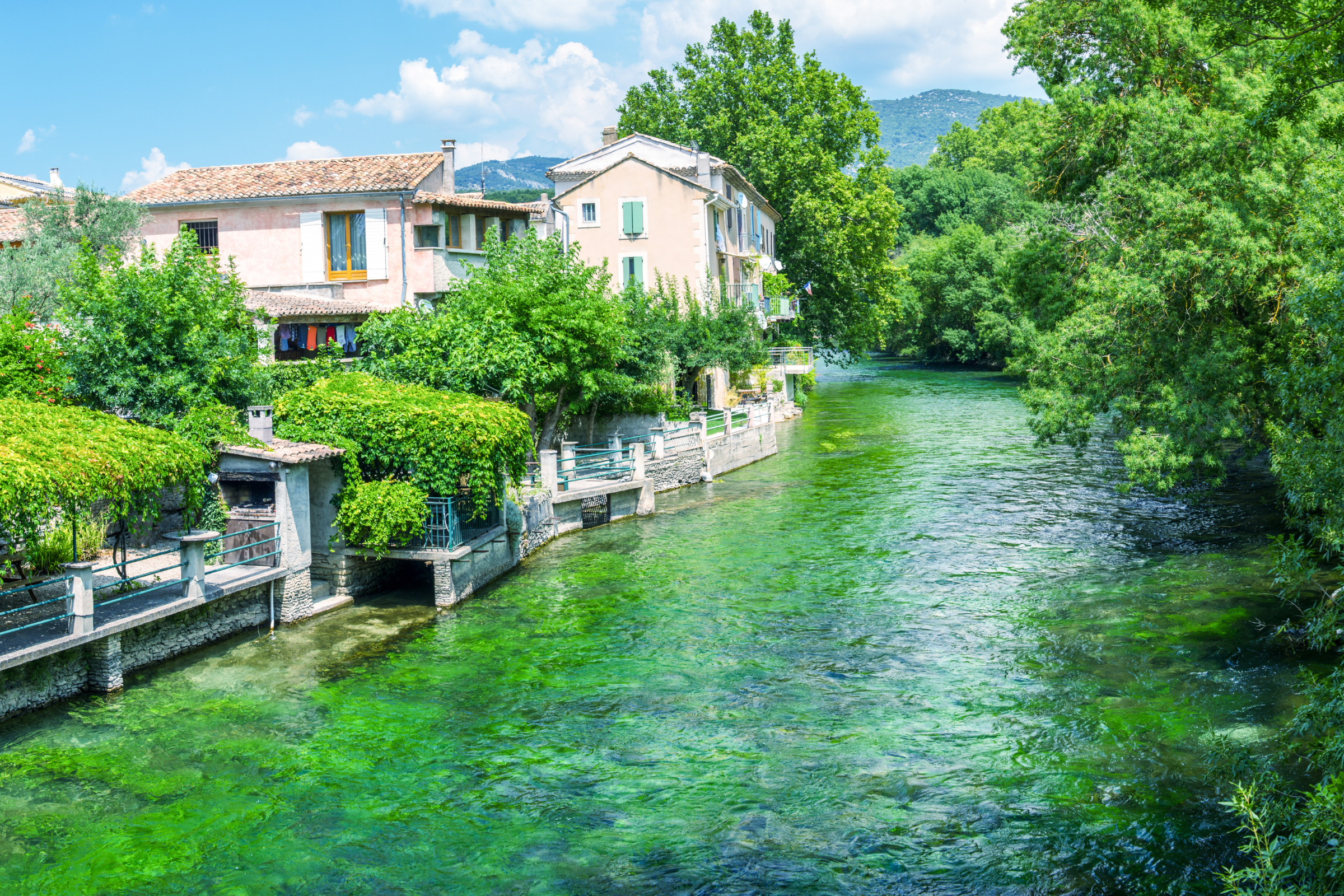 24_Fontaine-De-Vaucluse[1].webp